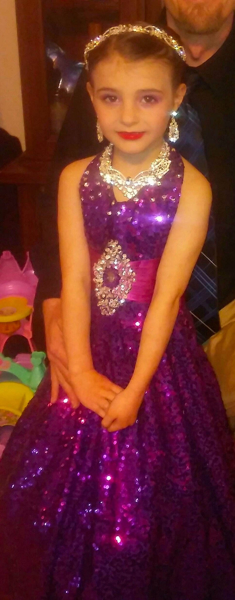 Saskia joined the competition — help win amazing prizes! beauty, day_dress, dress, embellishment, entertainment, event, fashion, fashion_design, formal_wear, fun, gown, jewellery, joy, magenta, one_piece_garment, performing_arts, person, pink, purple, textile