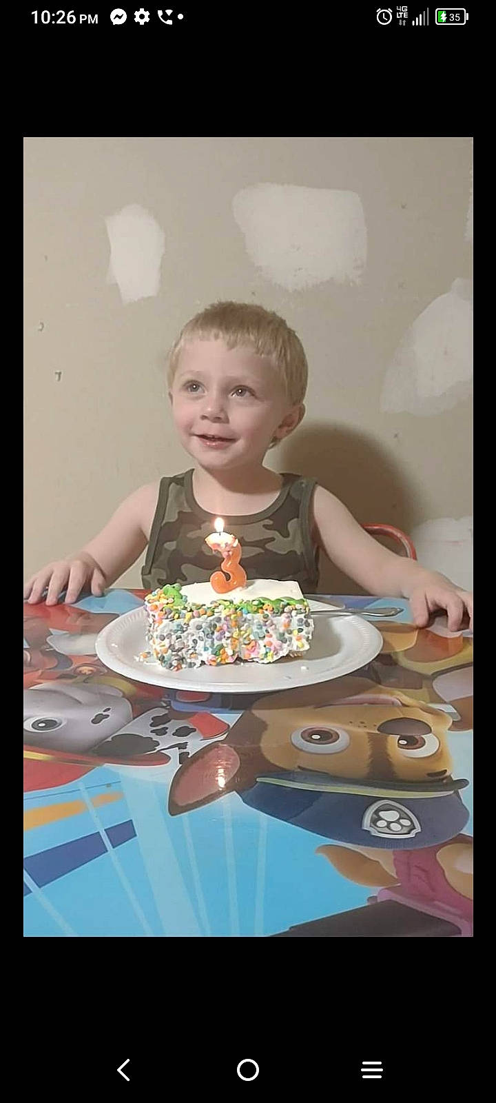 Landon is registered to the contest to win money with this photo: baked_goods, birthday, birthday_cake, birthday_candle, cake, cake_decorating, cake_decorating_supply, candle, chair, cuisine, food, fun, joy, person, plate, recipe, smile, sugar_cake, sugar_paste, t_shirt