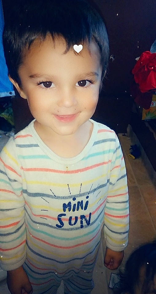 Nolan participe au concours pour gagner de l'argent avec cette photo : blue, cheek, chin, eye, eyebrow, eyelash, facial_expression, forehead, hairstyle, happy, human_body, iris, jaw, joy, lip, mouth, neck, nose, person, skin