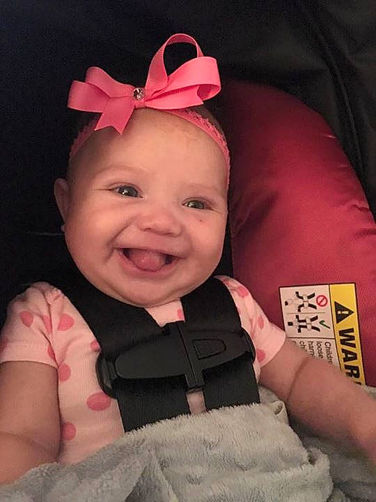 Lillyann is registered to the contest to win money with this photo: