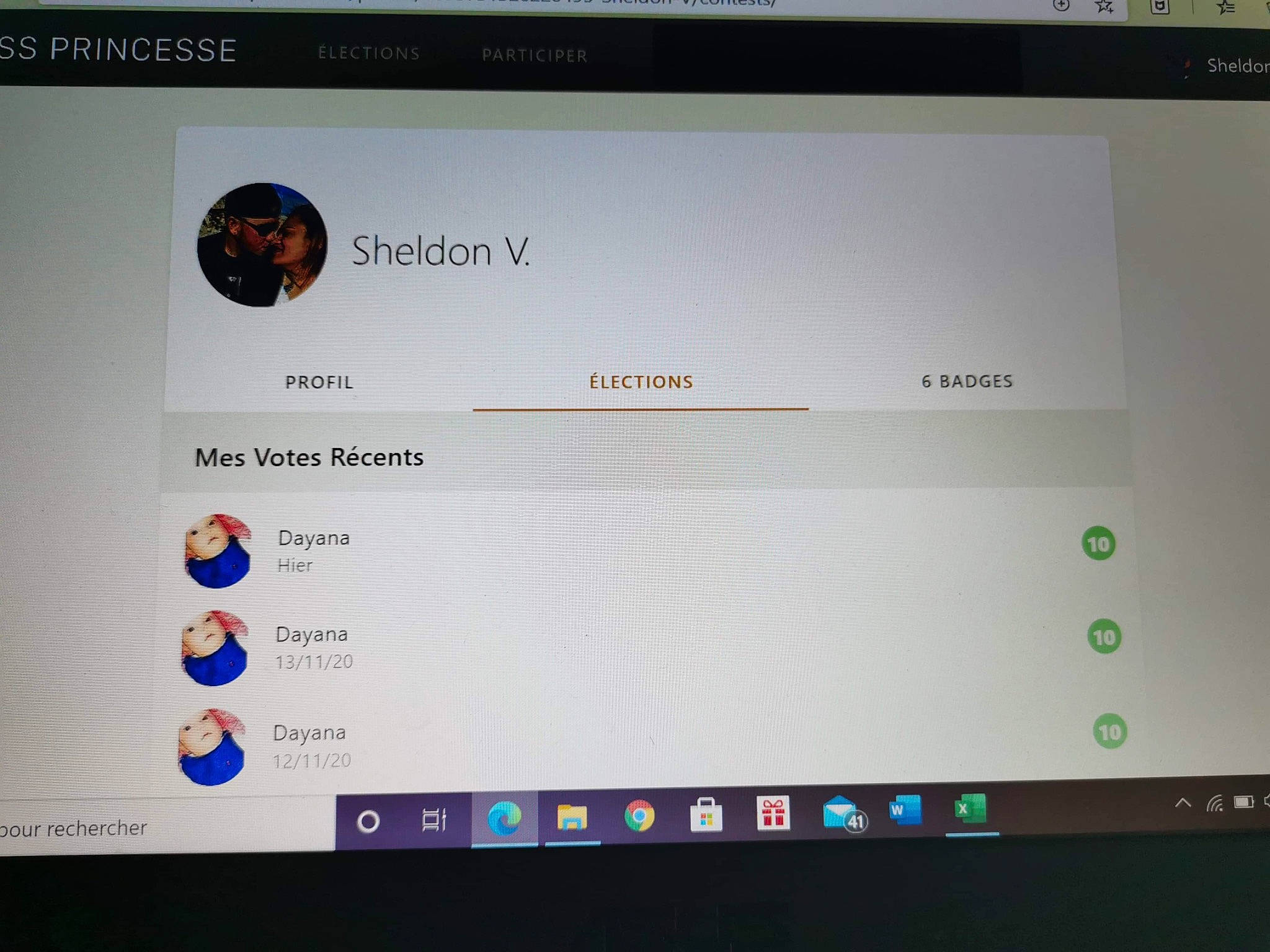 Malcolm participe au concours pour gagner de l'argent avec cette photo : display_device, electronic_device, font, gadget, laptop, multimedia, person, screen, screenshot, software, tablet_computer, technology, text
