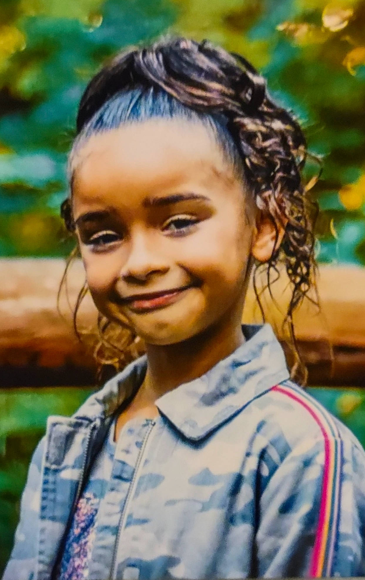 Naudia joined the competition — help win amazing prizes! adaptation, black_hair, chin, clothing, eye, eyebrow, flash_photography, forehead, grass, hair, hairstyle, happy, head, iris, joy, lip, nature, nose, people_in_nature, person