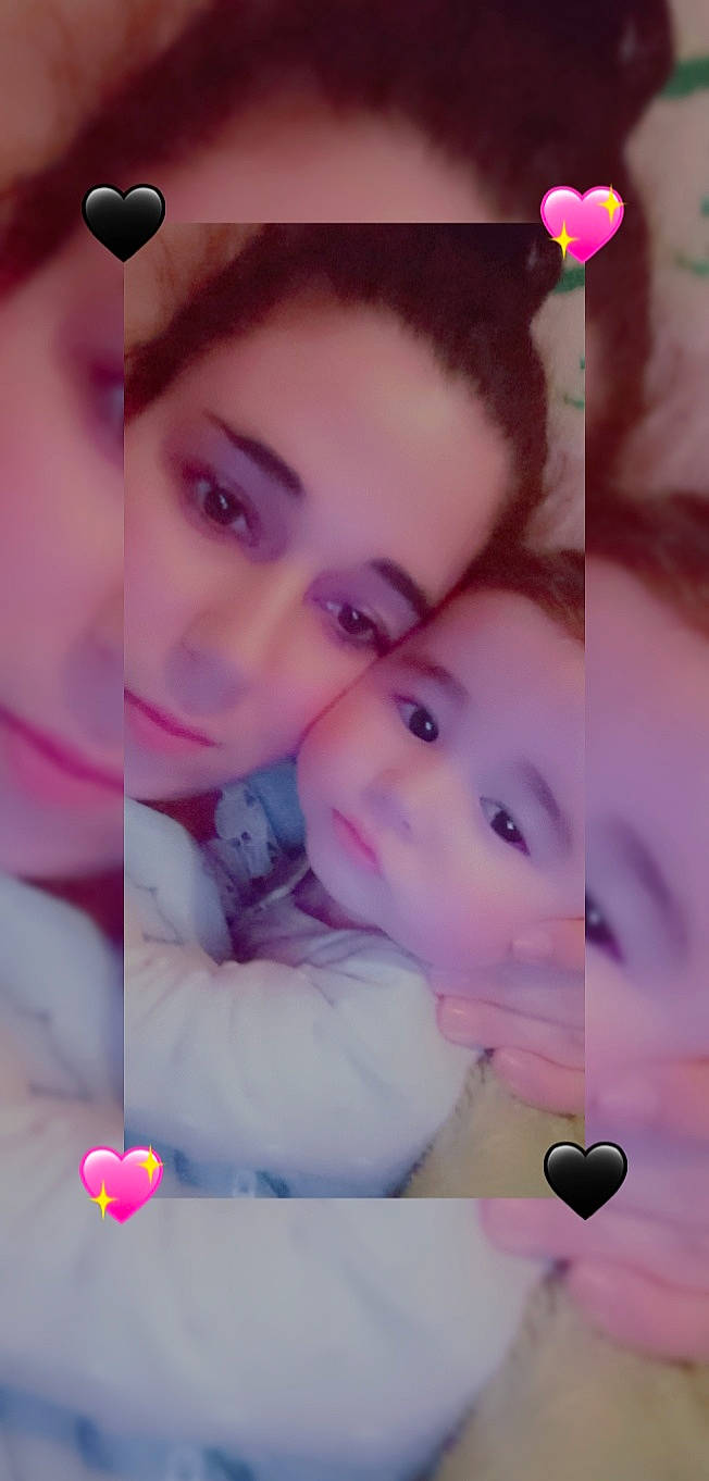 Ertugrul a rejoint le concours — aidez-le/la à gagner de superbes lots ! beauty, cheek, eyebrow, eyelash, facial_expression, font, happy, iris, light, lip, magenta, material_property, mouth, nose, organ, person, photograph, pink, purple, skin