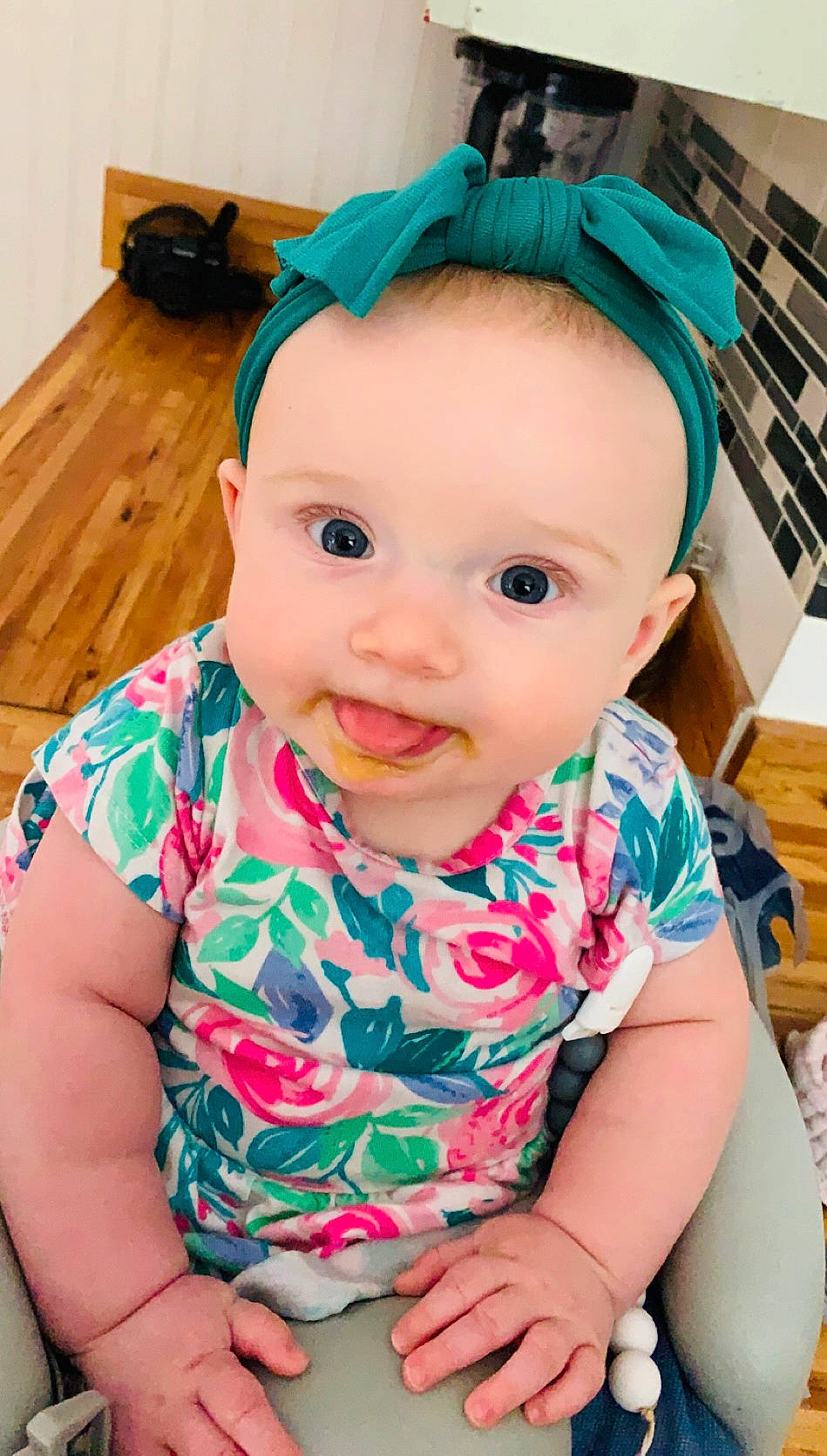 Iris is registered to the contest to win money with this photo: baby, baby_toddler_clothing, blue, cheek, child, clothing, eyelash, fun, green, happy, head, iris, lip, nose, person, pink, skin, sleeve, smile, toddler