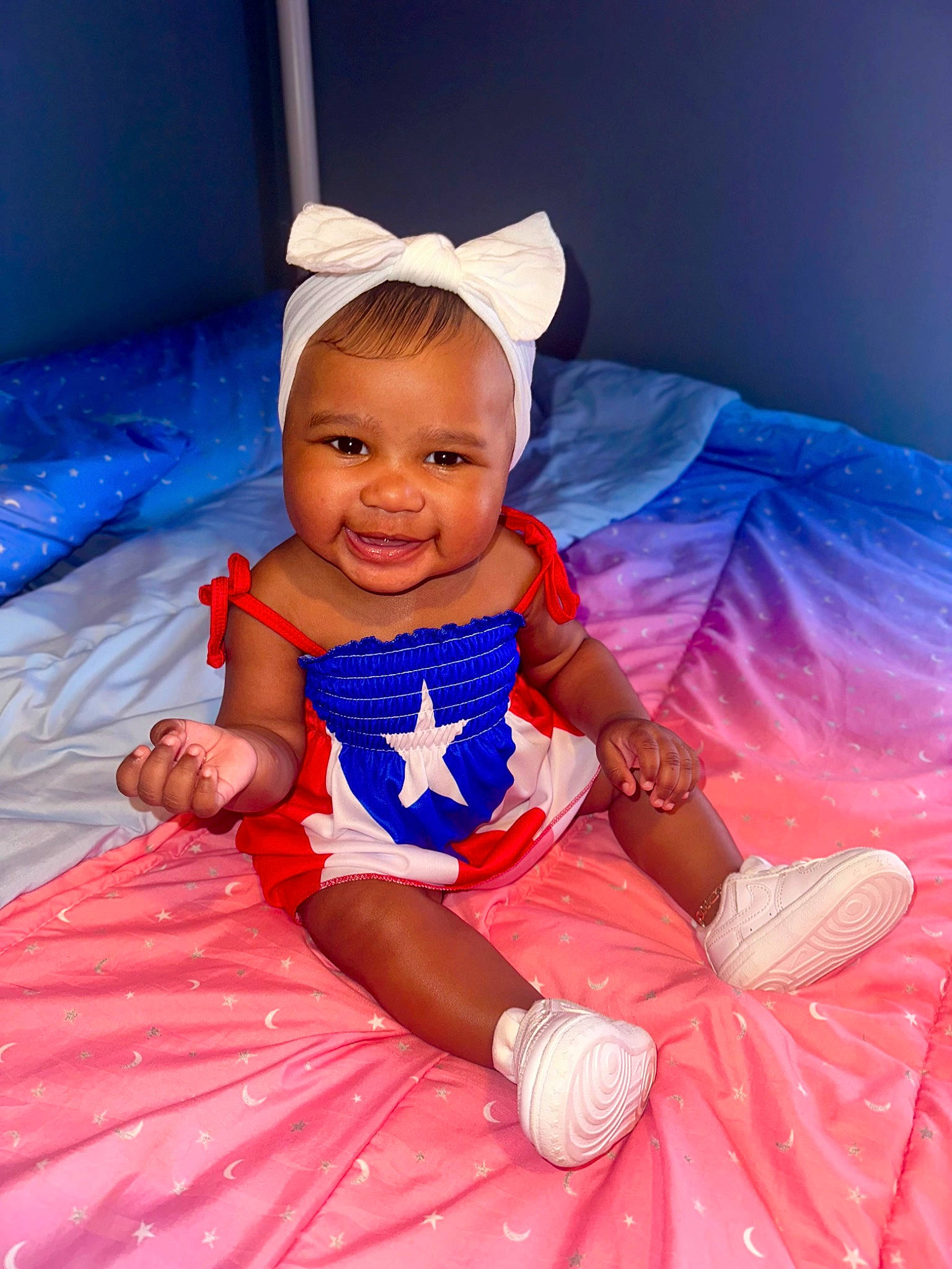 Rya is registered to the contest to win money with this photo: aqua, baby_toddler_clothing, blue, child, electric_blue, event, fun, happy, joy, leisure, magenta, person, pink, product, purple, recreation, red, sitting, skin, smile