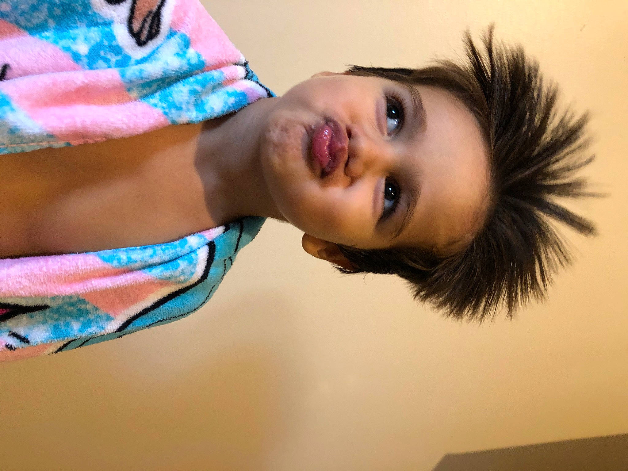 Kristian is registered to the contest to win money with this photo: aqua, beauty, black_hair, blue, cheek, chin, eyebrow, eyelash, fashion, forehead, hairstyle, iris, jaw, lip, neck, person, pink, shoulder, skin, style