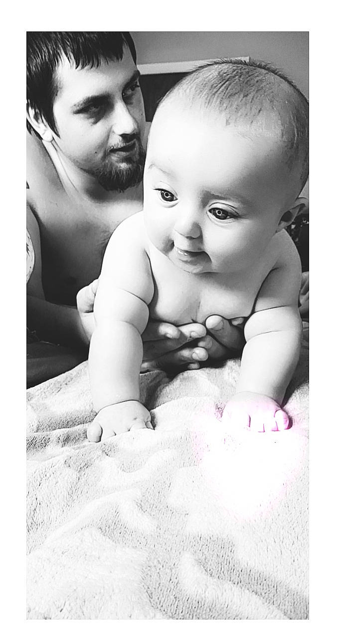 Odysseus is registered to the contest to win money with this photo: baby, black_and_white, cheek, child, eye, face, head, lip, monochrome, monochrome_photography, nose, person, photograph, photography, portrait, skin, smile, snapshot, stock_photography, toddler