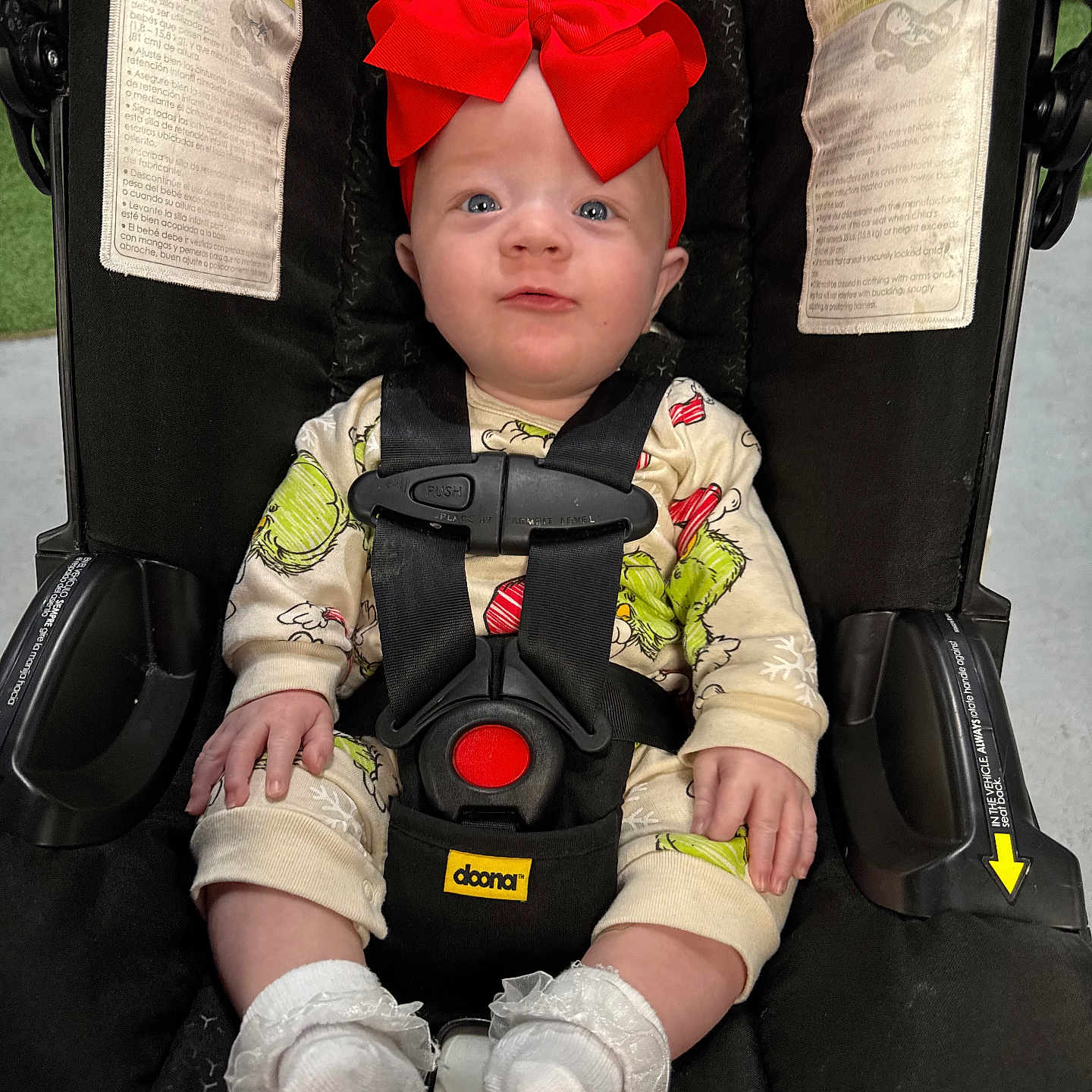 Korarae is registered to the contest to win money with this photo: accessories, baby, cap, car, clothing, coat, costume, face, glove, hat, head, hosiery, person, photography, portrait, sock, strap, stroller, transportation, vehicle