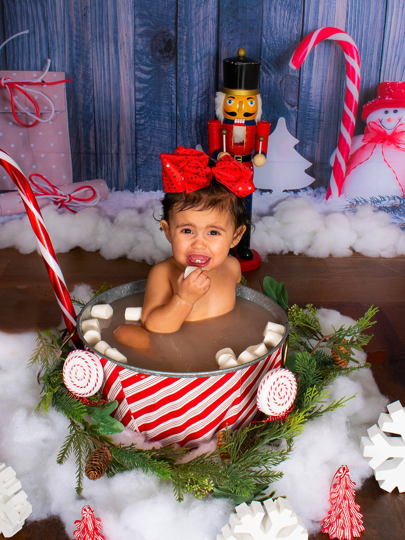 Layleigh is registered to the contest to win money with this photo: art, baby_toddler_clothing, carmine, christmas, christmas_decoration, christmas_eve, christmas_ornament, event, fictional_character, happy, hat, holiday, holiday_ornament, interior_design, lawn_ornament, ornament, person, red, santa_claus, toddler