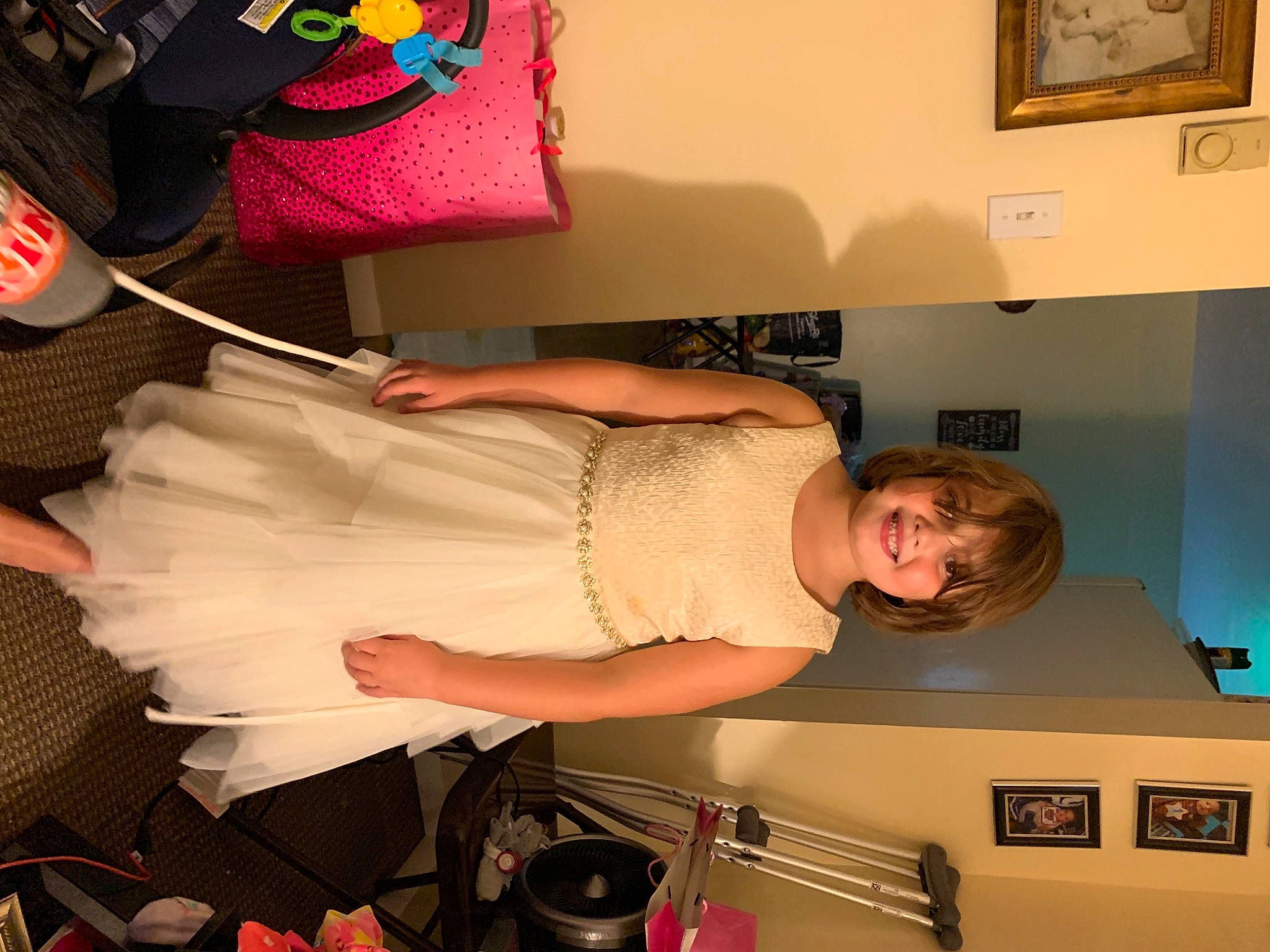 Amiya is registered to the contest to win money with this photo: baseball_cap, blurred, cap, flesh, fun, hat, homemaker, human_leg, joy, luggage_and_bags, magenta, party, pattern, person, picture_frame, pink, product, room, smile, t_shirt