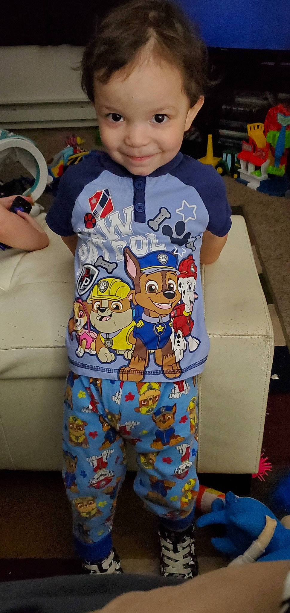 Gatlin is registered to the contest to win money with this photo: baby, baby_products, baby_toddler_clothing, baby_toys, box, cardboard, carton, child, human_body, joy, nightwear, pajamas, person, shipping_box, toddler, toy