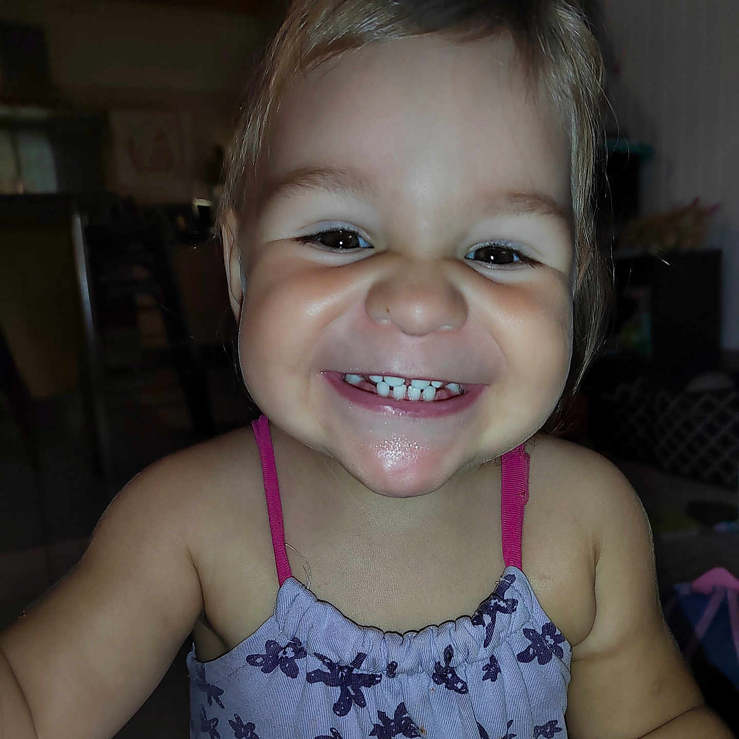 Honorine a rejoint le concours — aidez-le/la à gagner de superbes lots ! baby, babylaughing, bodypart, clothing, dress, eveningdress, face, finger, hand, happy, head, laughing, mouth, person, photography, portrait, sitting, smile, tanktop, teeth