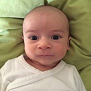 Nolan participe au concours pour gagner de l'argent avec cette photo :