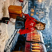 Naomi participe au concours pour gagner de l'argent avec cette photo : boots, child, christmas_tree, festive, girl, holiday, holiday_lights, outdoor, red_sweater, scenic, skirt, smiling, snow, snowy_landscape, suitcase, train, vintage_train, white_tights, winter, winter_clothing