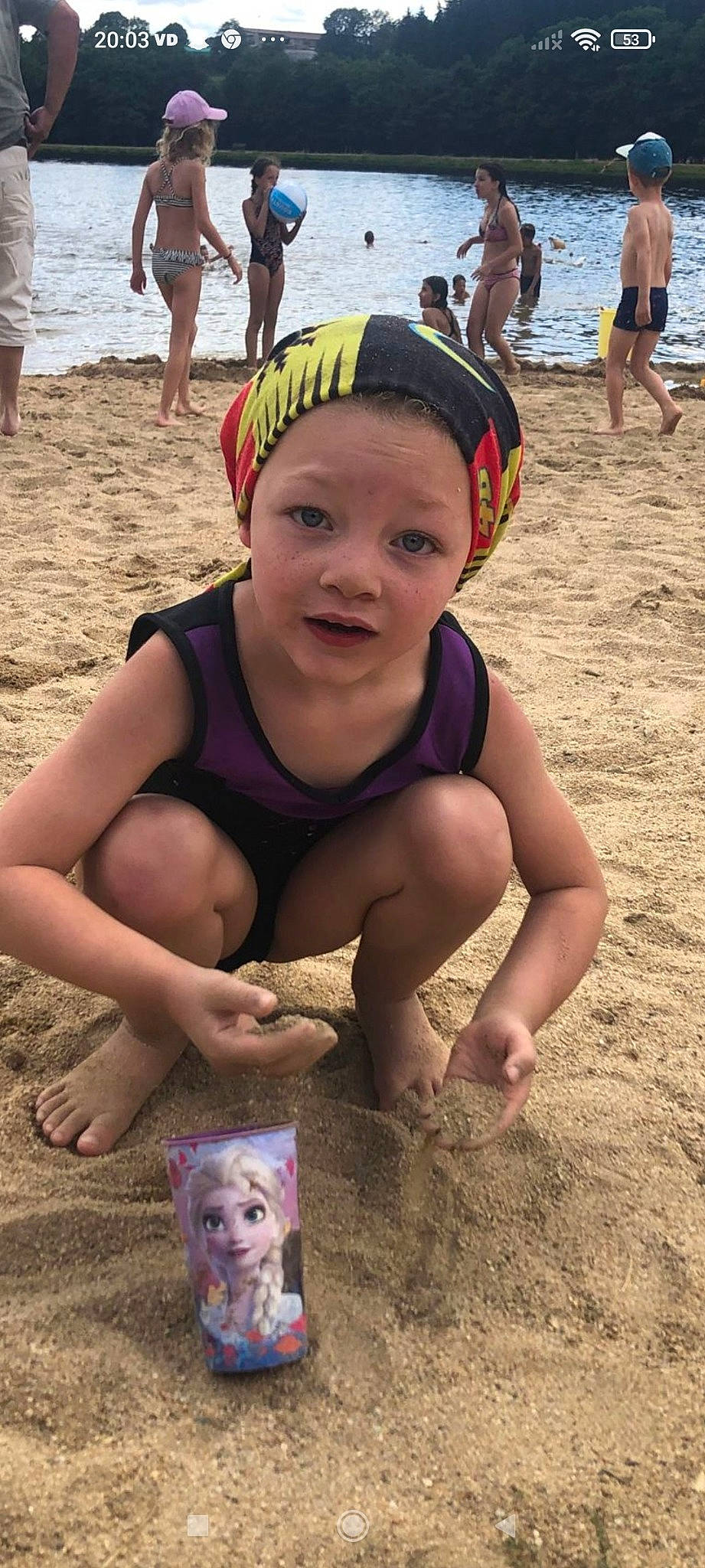 Liya participe au concours pour gagner de l'argent avec cette photo : barefoot, beach, chest, child, foot, fun, headwear, people_on_beach, person, photograph, photography, primate, sand, shorts, smile, soil, summer, swimwear, thigh, toddler
