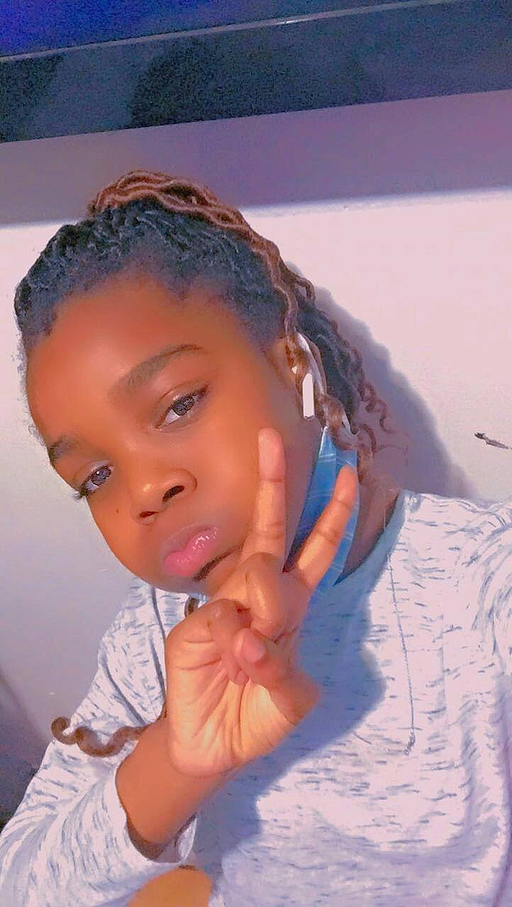 Desiraee joined the competition — help win amazing prizes! arm, black_hair, cheek, child, cornrows, dreadlocks, ear, eyebrow, eyelash, finger, flash_photography, forehead, gesture, happy, lip, neck, nose, person, skin, thumb