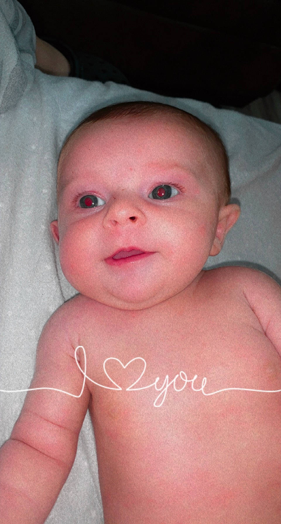 Lakelyn is registered to the contest to win money with this photo: arm, cheek, chin, ear, eye, eyebrow, eyelash, forehead, hair, head, human_body, iris, jaw, lip, mouth, neck, nose, person, skin, smile