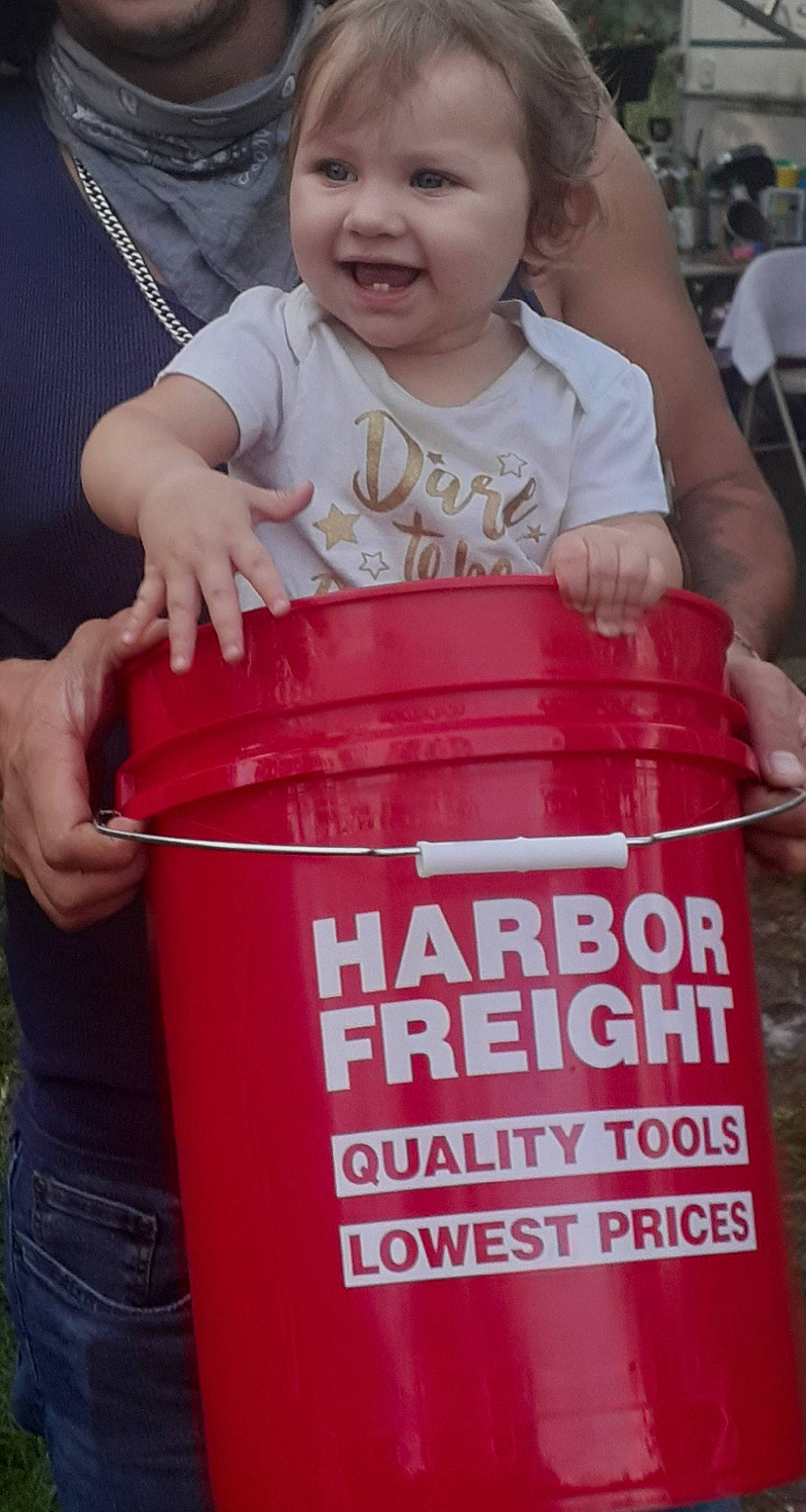 Alice is registered to the contest to win money with this photo: child, joy, person