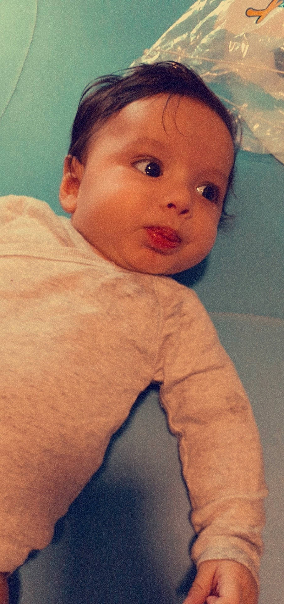 Nabil a rejoint le concours — aidez-le/la à gagner de superbes lots ! arm, baby, cheek, chest, child, chin, eye, eyebrow, face, forehead, head, lip, muscle, neck, nose, person, skin, smile, toddler