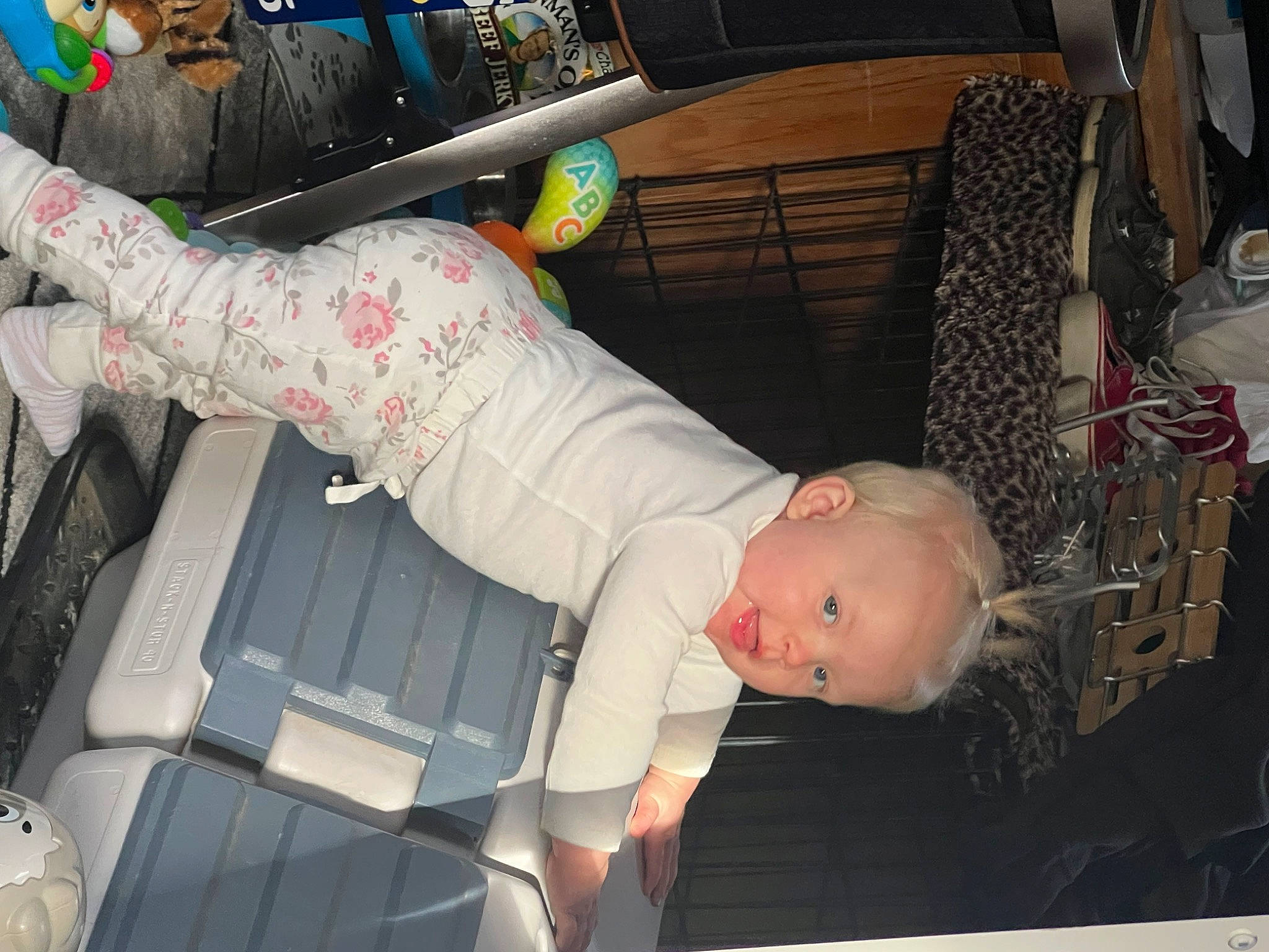 Raven is registered to the contest to win money with this photo: auto_part, automotive_design, automotive_exterior, automotive_tire, automotive_wheel_system, baby, carmine, fun, human_leg, lap, luxury_vehicle, motor_vehicle, person, product, sitting, thigh, tire, toddler, tree, vehicle_door