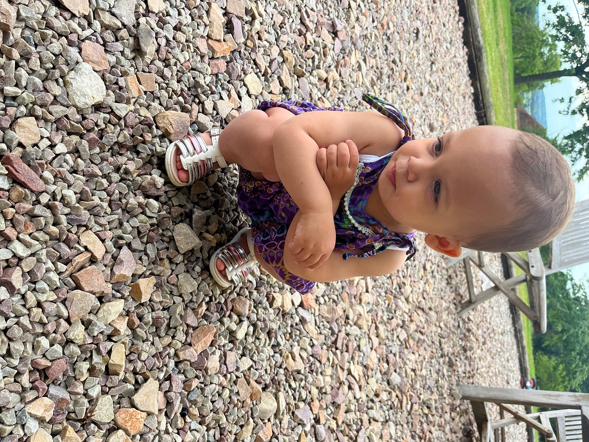 Inès a rejoint le concours — aidez-le/la à gagner de superbes lots ! baby, barechested, chest, eyewear, fun, grass, happy, human_body, human_leg, leisure, people_in_nature, person, recreation, smile, soil, swimwear, thigh, toddler, tree, trunk