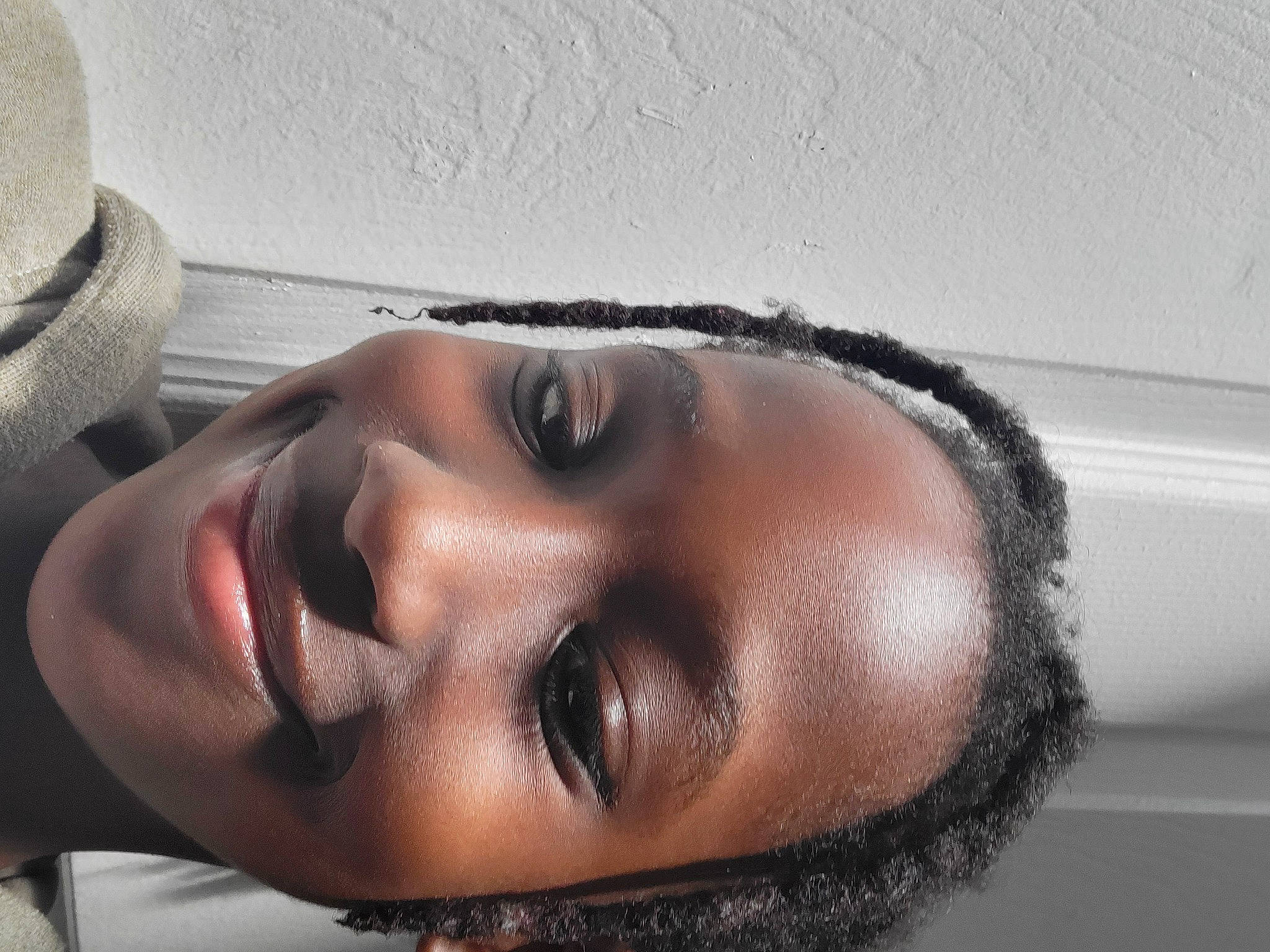 Theira is registered to the contest to win money with this photo: beard, black_hair, cheek, chin, ear, eyebrow, eyelash, eyewear, flash_photography, forehead, happy, headgear, iris, jaw, joy, lip, mouth, neck, nose, person