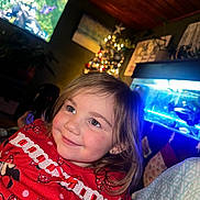Ivee is registered to the contest to win money with this photo: animal, aquarium, child, computerhardware, couch, electronics, entertainmentcenter, face, female, furniture, girl, hardware, head, lighting, monitor, person, photography, portrait, screen, tv