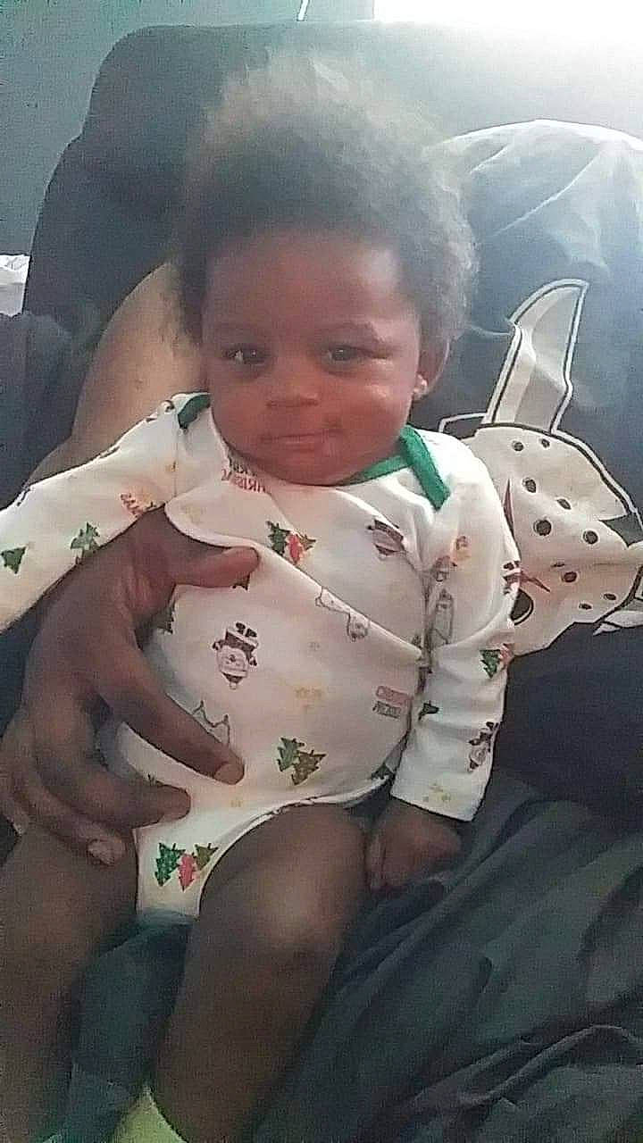 Aphrodite is registered to the contest to win money with this photo: baby, child, head, person, toddler