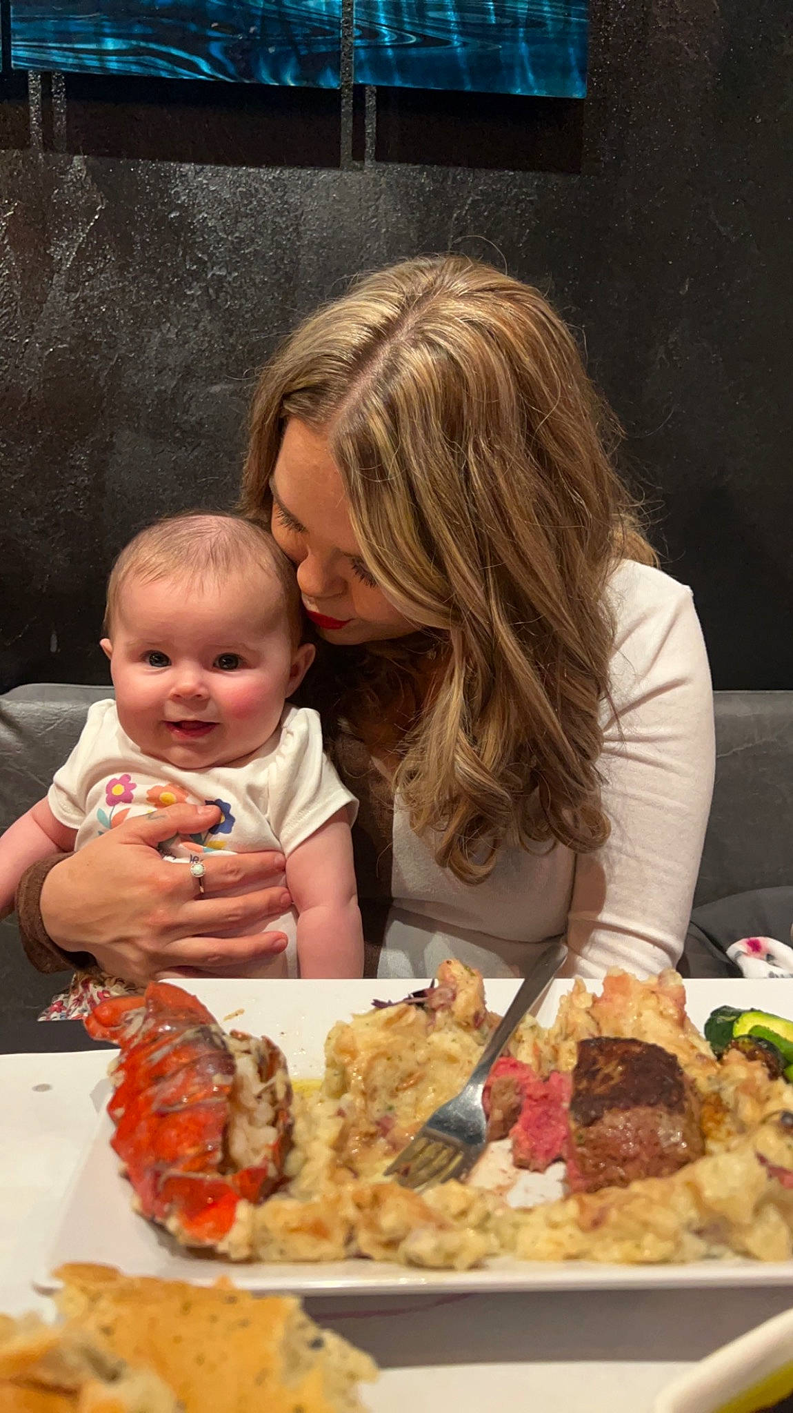 Zoë is registered to the contest to win money with this photo: baby, chair, comfort_food, cooking, cuisine, dish, eating, event, food, food_craving, fried_rice, ingredient, junk_food, person, plate, produce, recipe, sharing, table, tableware