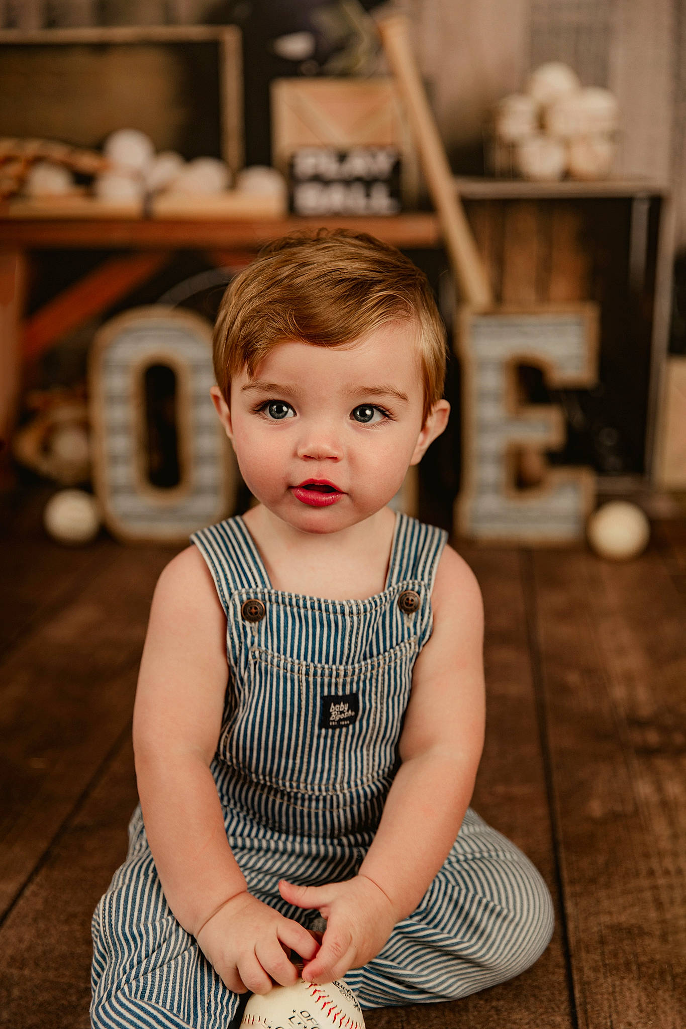Atlas is registered to the contest to win money with this photo: baby, baby_toddler_clothing, child, dress, eye, face, fashion_design, flash_photography, flooring, happy, monochrome, monochrome_photography, pattern, person, sitting, skin, sleeve, standing, t_shirt, toddler