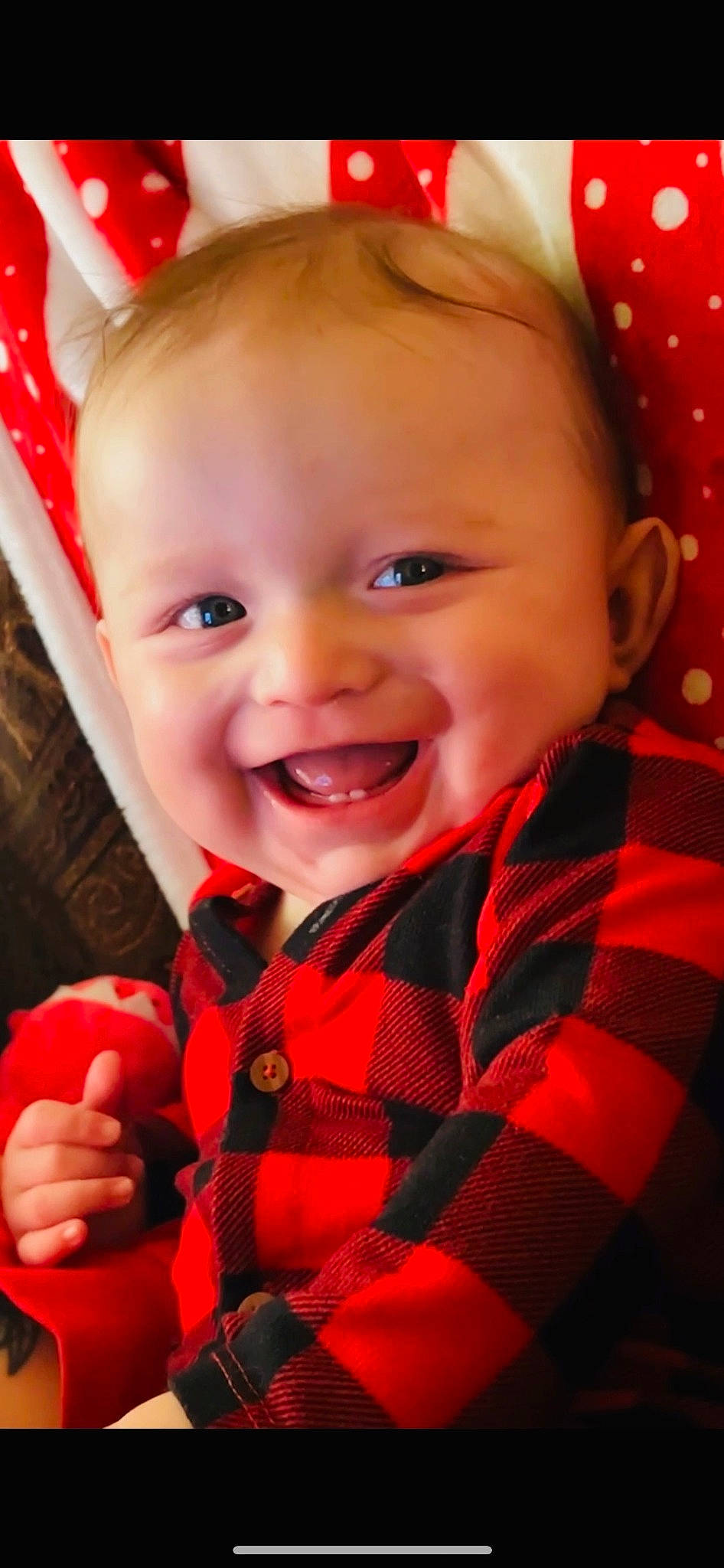 Graysen is registered to the contest to win money with this photo: baby, baby_toddler_clothing, cheek, chin, fun, gesture, happy, head, human_body, iris, joy, lip, mouth, nose, orange, person, pink, red, skin, sleeve