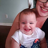 Riley is registered to the contest to win money with this photo: