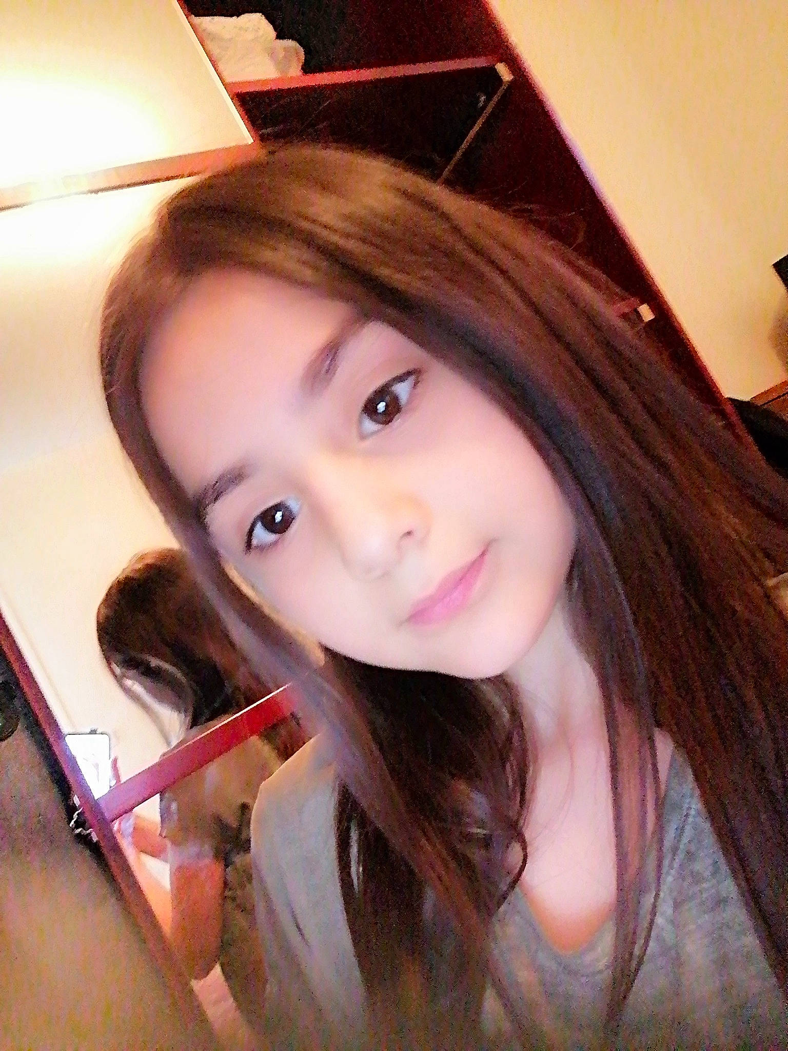 Ece participe au concours pour gagner de l'argent avec cette photo : bangs, black_hair, cheek, chin, cool, ear, eyebrow, eyelash, forehead, fun, happy, hime_cut, iris, jaw, layered_hair, lip, material_property, mouth, nose, person