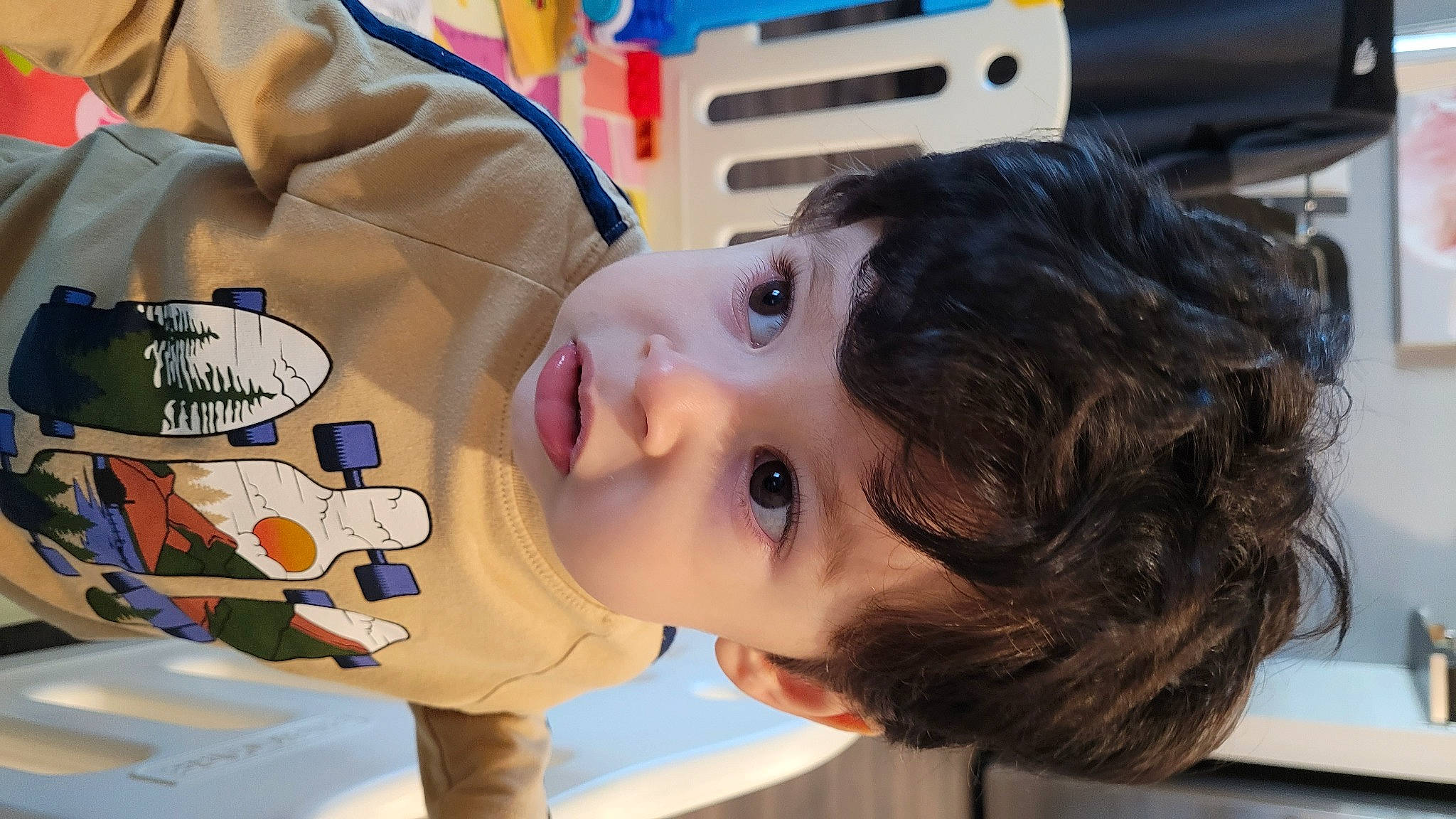 Diego is registered to the contest to win money with this photo: cheek, child, eyelash, fun, happy, junk_food, leisure, nose, person, play, recreation, toddler, tree, vacation, vehicle