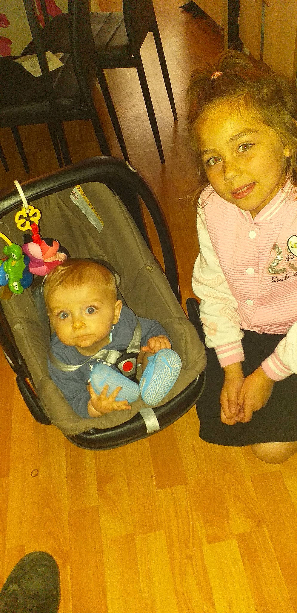 Natasha participe au concours pour gagner de l'argent avec cette photo : baby, baby_products, baby_toys, cheek, child, joy, person, play, product, toddler, toy