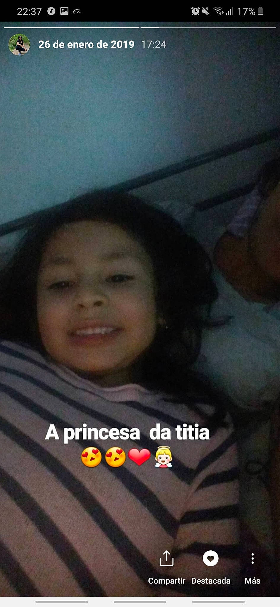 Brianna participe au concours pour gagner de l'argent avec cette photo : black_hair, cheek, child, eye, eyebrow, face, facial_expression, forehead, fun, happy, head, joy, mouth, nose, person, photo_caption, photography, skin, smile, toddler