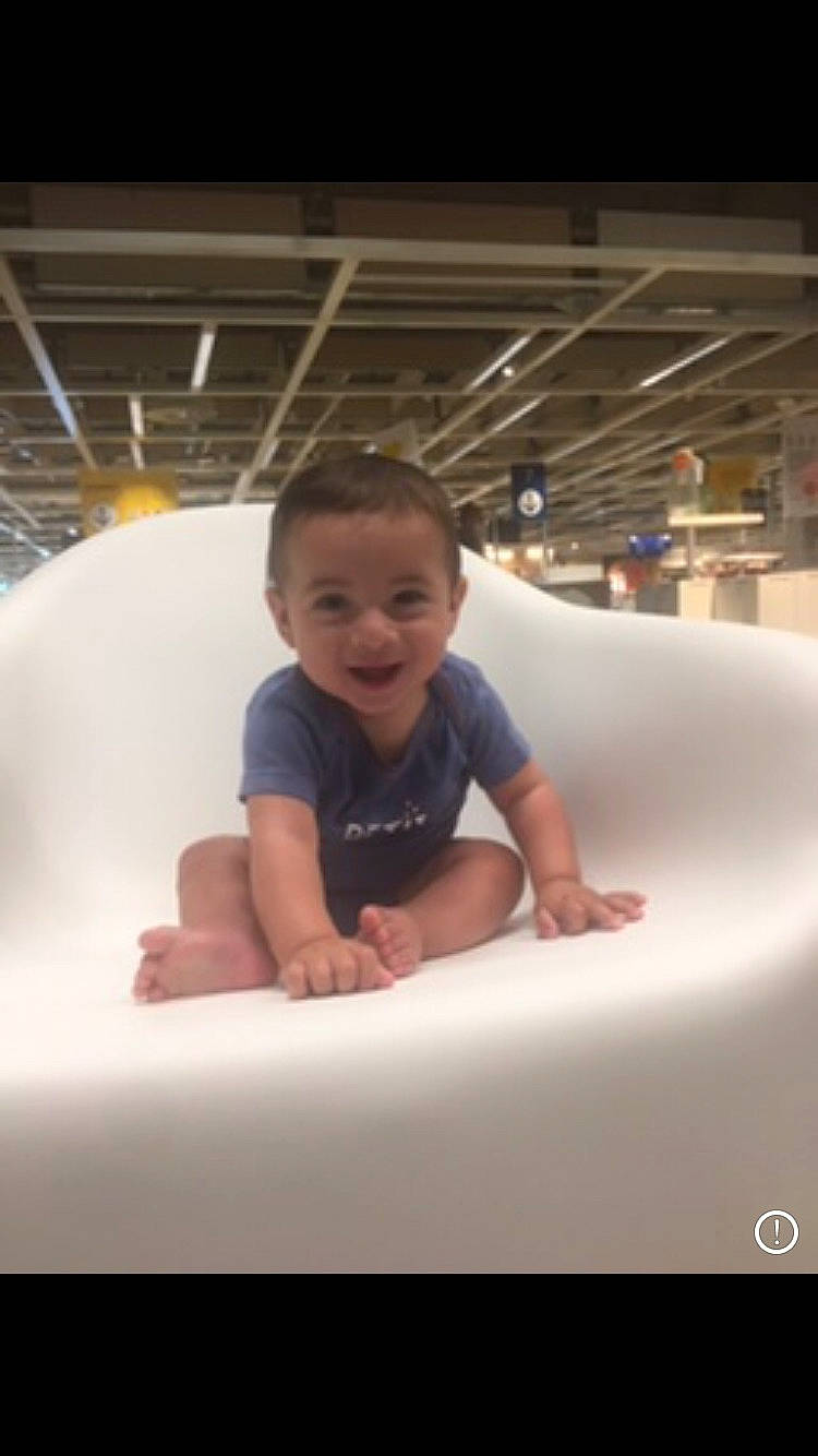 Kilian participe au concours pour gagner de l'argent avec cette photo : baby, child, fun, joy, leisure, person, skin, smile, toddler