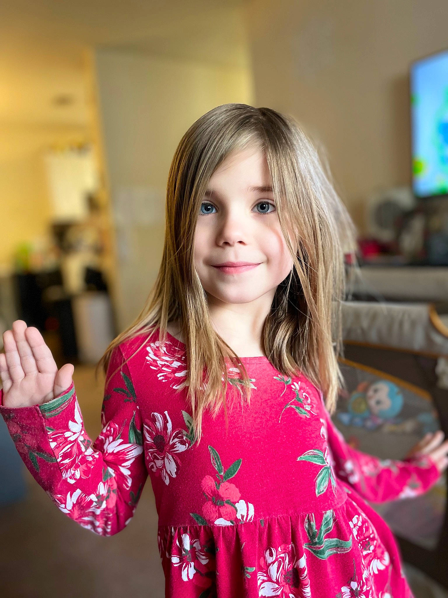 Izzy joined the competition — help win amazing prizes! blond, brown_hair, child, event, eye, facial_expression, fashion_design, flash_photography, fun, gesture, happy, head, iris, joy, long_hair, magenta, person, skin, sleeve, smile
