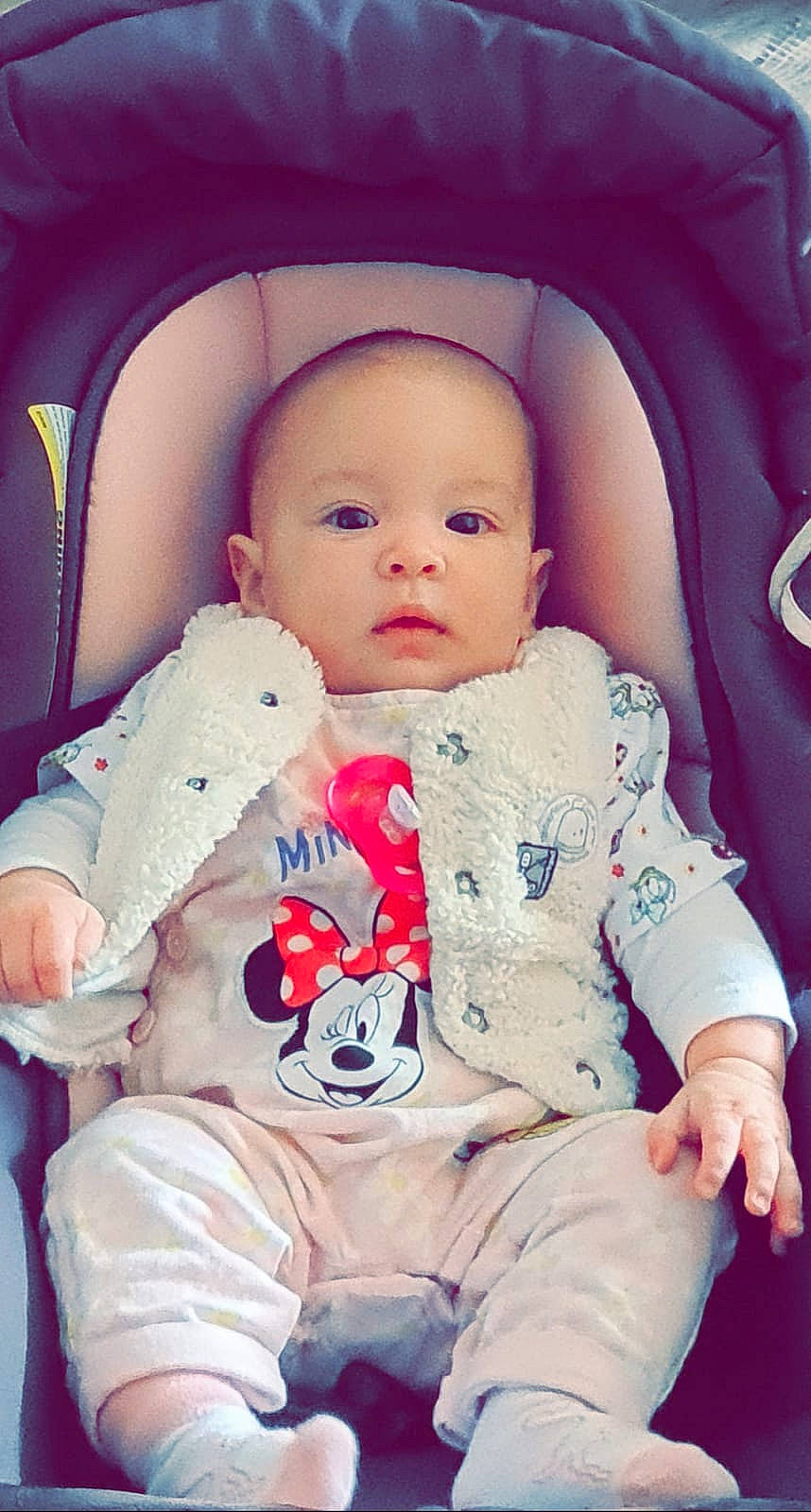 Lyah participe au concours pour gagner de l'argent avec cette photo : baby, baby_in_car_seat, baby_products, car_seat, cheek, child, doll, lip, person, pink, product, skin, toddler, toy