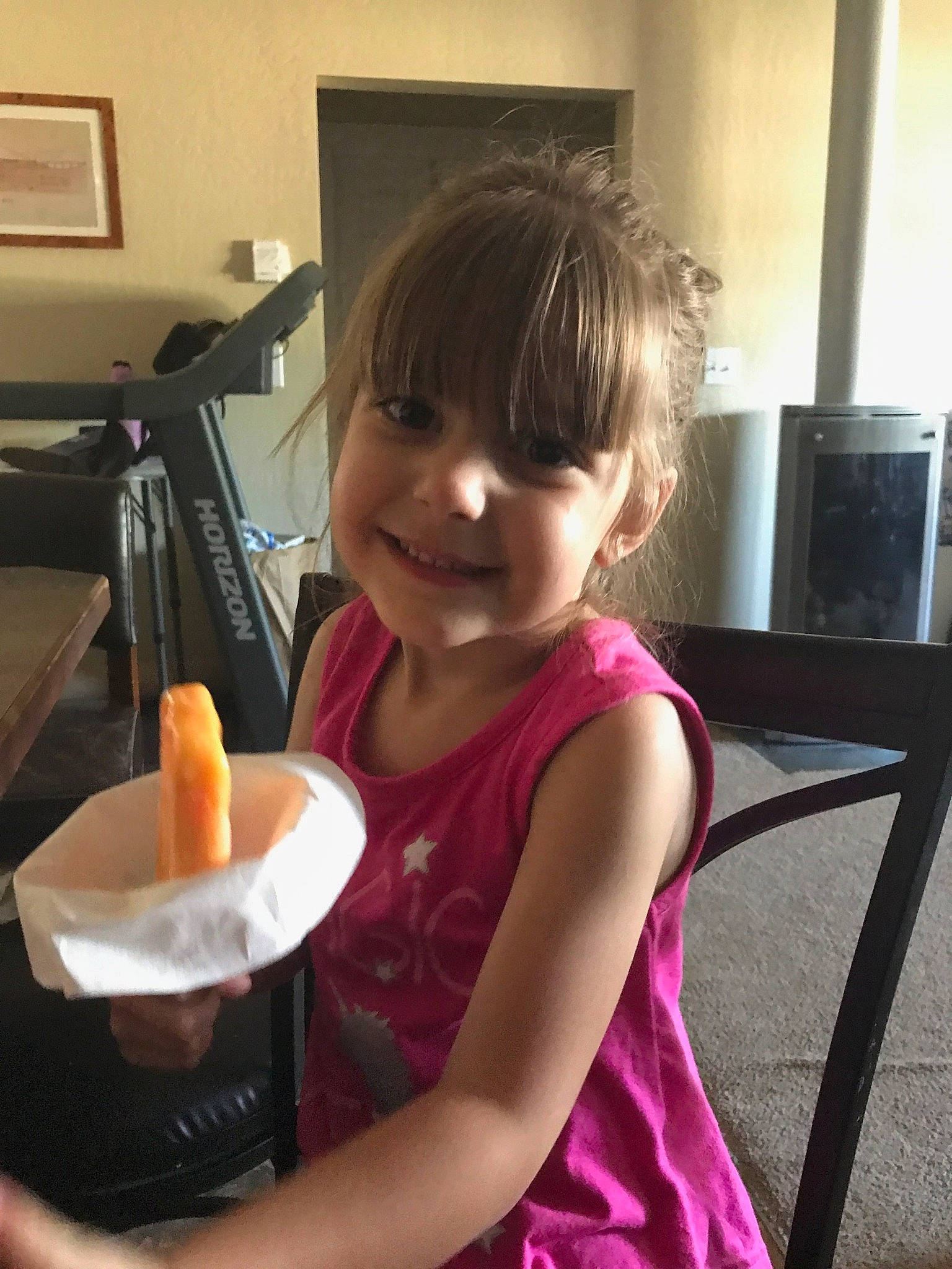 Violet is registered to the contest to win money with this photo: child, joy, person, toddler