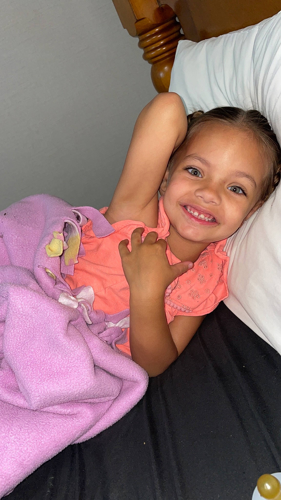 Avah joined the competition — help win amazing prizes! arm, ear, elbow, finger, flash_photography, gesture, hairstyle, hand, happy, human_body, joint, joy, lip, mouth, muscle, neck, organ, person, pink, shoulder