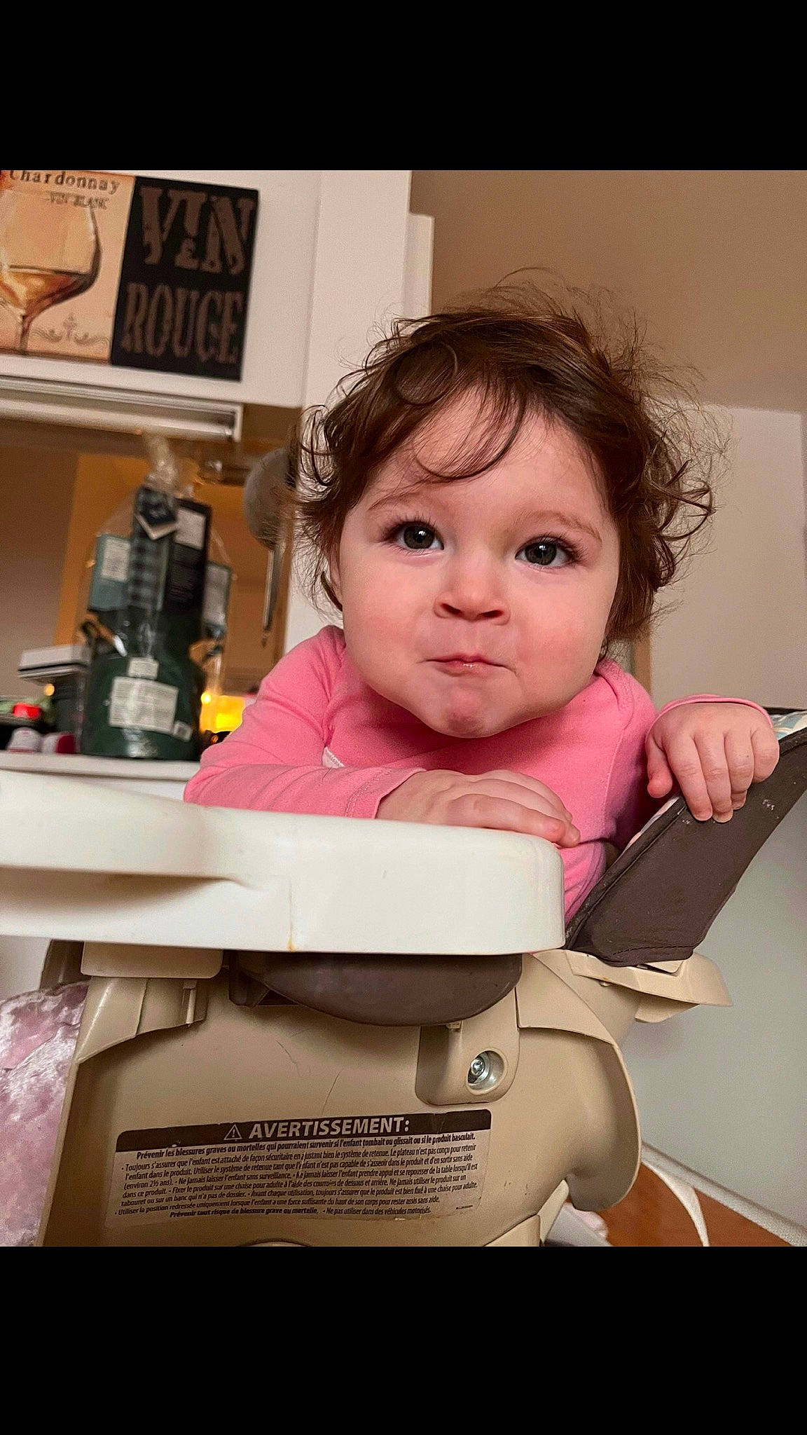 Lya Blue participe au concours pour gagner de l'argent avec cette photo : baby, cheek, child, comfort, drinkware, electronic_device, eyelash, eyewear, fun, gadget, happy, office_equipment, paper_towel, person, portrait_photography, reading, room, selfie, sitting, table