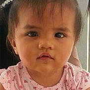 Lisaya participe au concours pour gagner de l'argent avec cette photo :