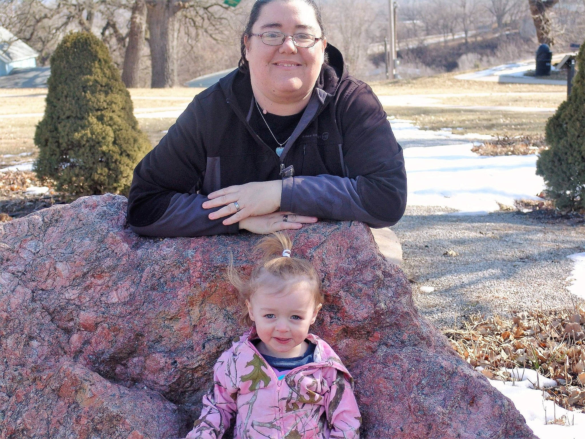 Jazmyn is registered to the contest to win money with this photo: child, family, grandparent, joy, leaf, mountain, people, person, plant, rock, sitting, smile, toddler, tree, vacation