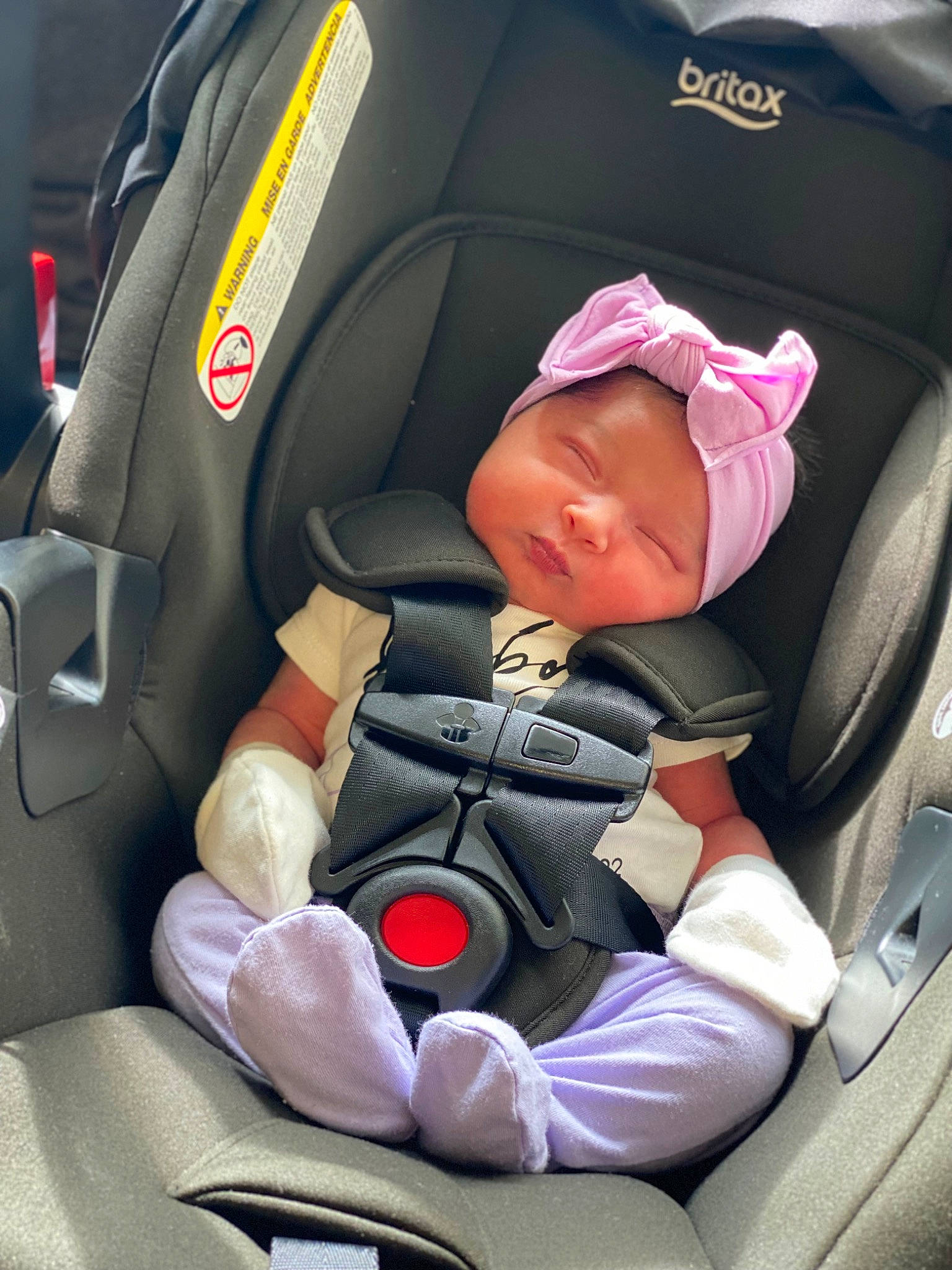 Andrea is registered to the contest to win money with this photo: auto_part, automotive_design, baby, baby_carriage, baby_in_car_seat, baby_products, car_seat, car_seat_cover, carmine, child, comfort, family_car, head_restraint, headwear, luxury_vehicle, mode_of_transport, motor_vehicle, person, seat_belt, service