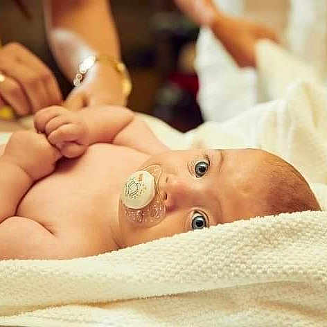 Melanie a rejoint le concours — aidez-le/la à gagner de superbes lots ! baby, beauty, birth, cheek, child, ear, eye, eyebrow, eyelash, forehead, hand, nose, skin, toddler