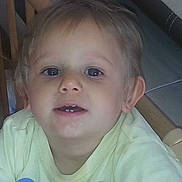 Lucas participe au concours pour gagner de l'argent avec cette photo :