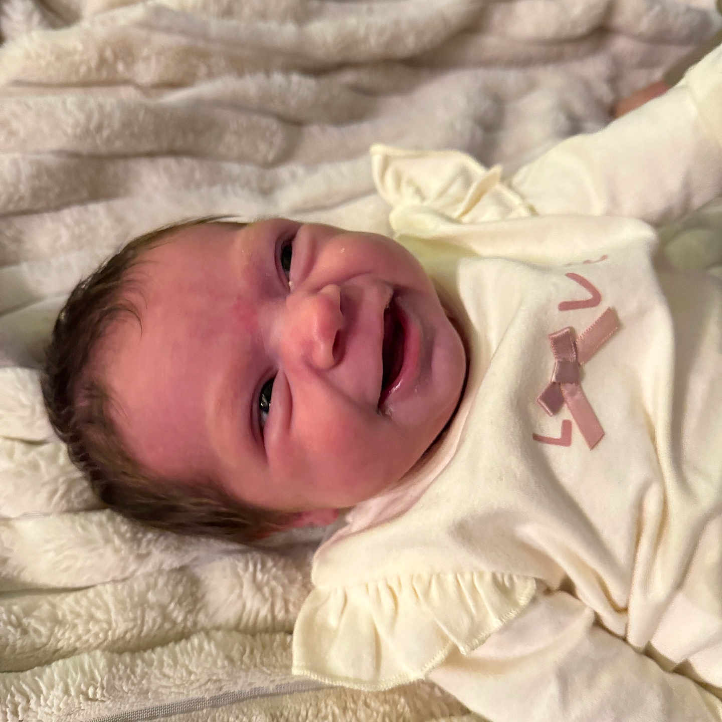 Isla Hartland is registered to the contest to win money with this photo: architecture, baby, bed, blanket, bodypart, building, face, finger, furniture, hand, happy, head, hospital, newborn, person, photography, portrait, quilt, smile, towel