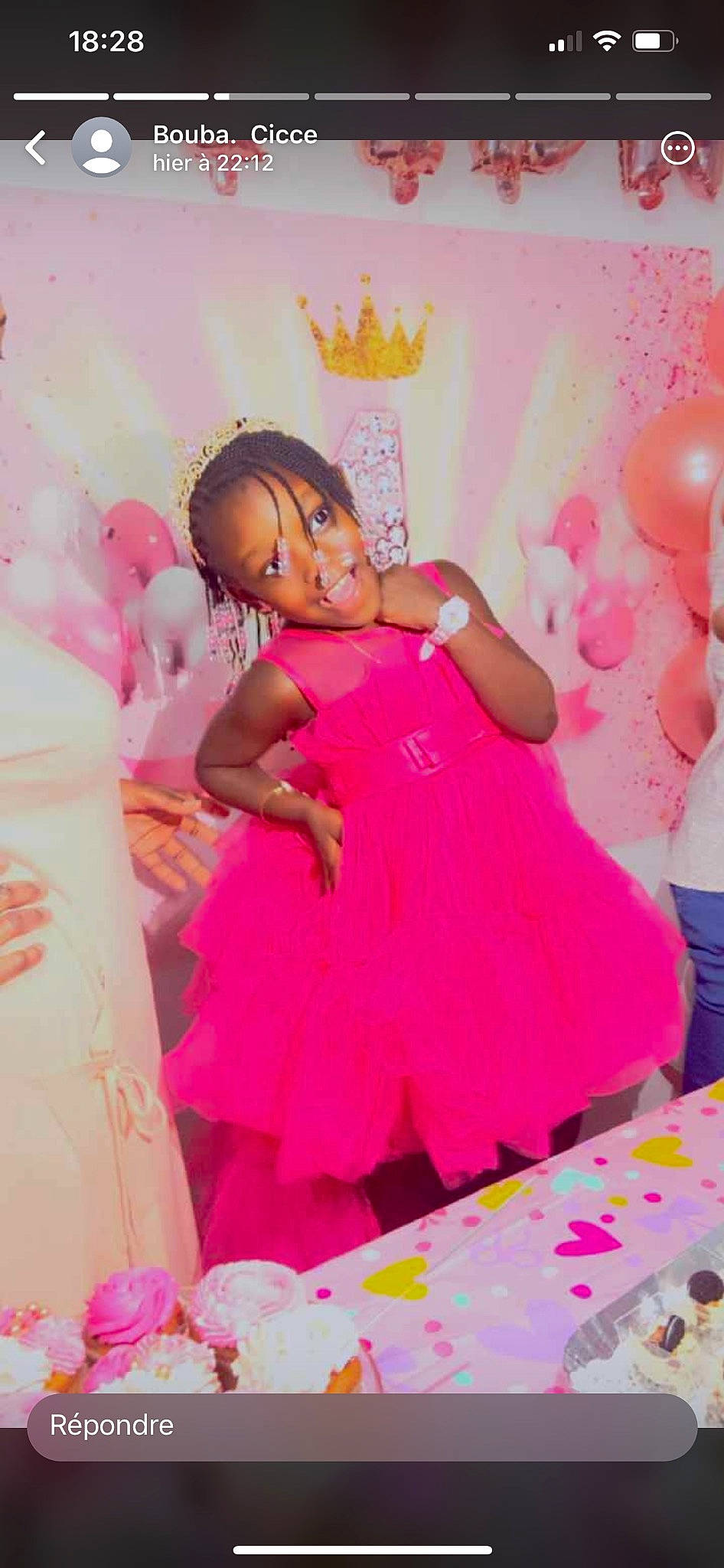 Matida participe au concours pour gagner de l'argent avec cette photo : baby_toddler_clothing, child, day_dress, dress, embellishment, event, fashion_design, formal_wear, fun, happy, leisure, magenta, one_piece_garment, peach, person, petal, pink, room, ruffle, textile