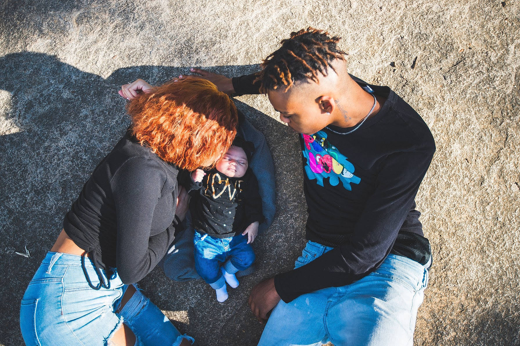 Amiryah is registered to the contest to win money with this photo: black_hair, fun, hair, hairstyle, interaction, jeans, love, person, photography, smile, tree, vacation